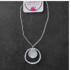 NWT Nadine West Silver Hammered Circle Pendant Necklace ~20"